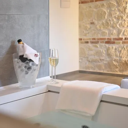 Tenuta Micoli Hotel *