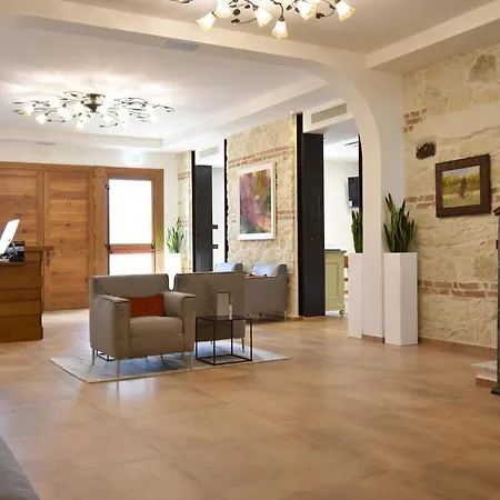 Tenuta Micoli Hotel *